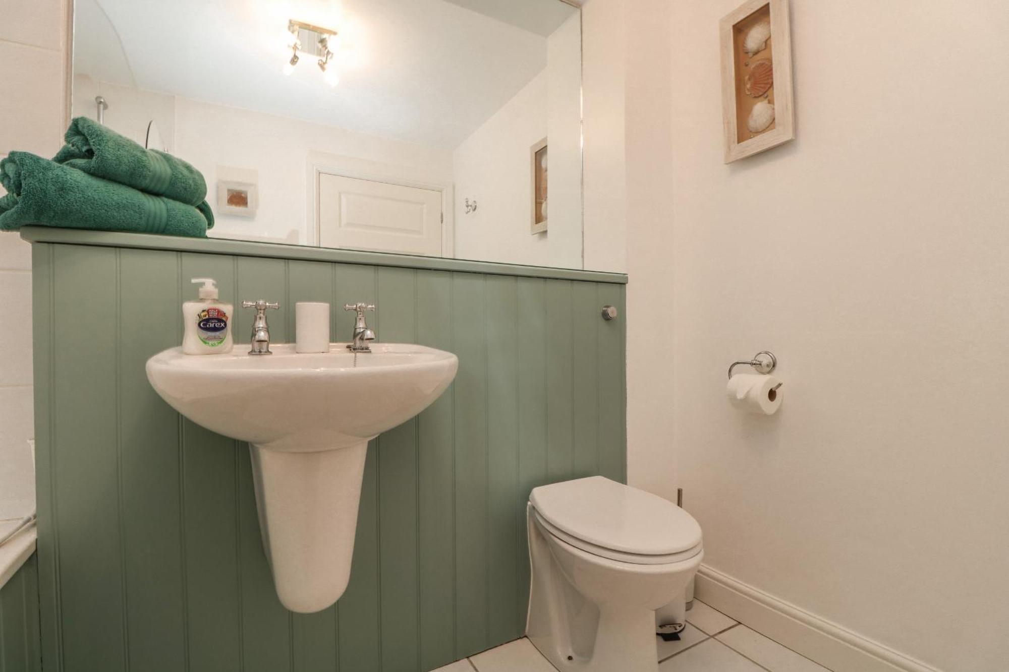 Harbour House Apartment เวดบริดจ์ ภายนอก รูปภาพ